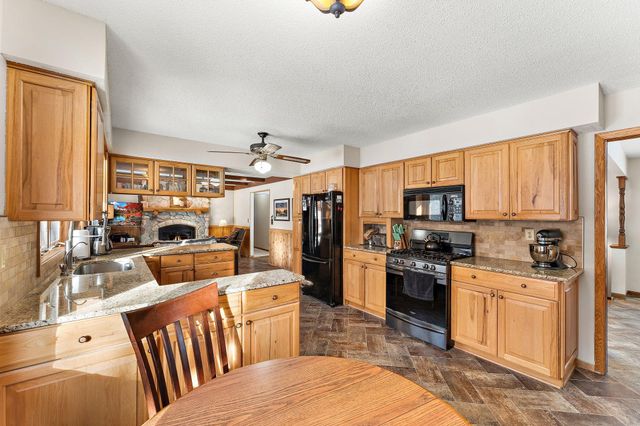 18136 Yorkshire Avenue, Prior Lake, MN 55372