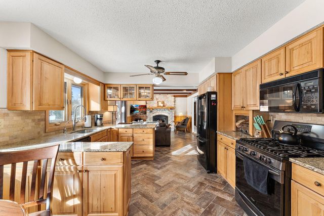 18136 Yorkshire Avenue, Prior Lake, MN 55372