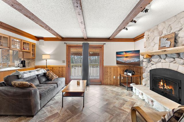 18136 Yorkshire Avenue, Prior Lake, MN 55372