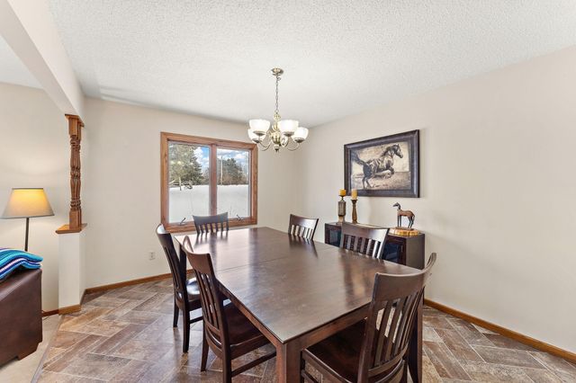 18136 Yorkshire Avenue, Prior Lake, MN 55372