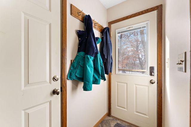 18136 Yorkshire Avenue, Prior Lake, MN 55372