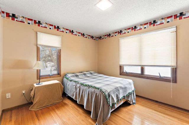 18136 Yorkshire Avenue, Prior Lake, MN 55372