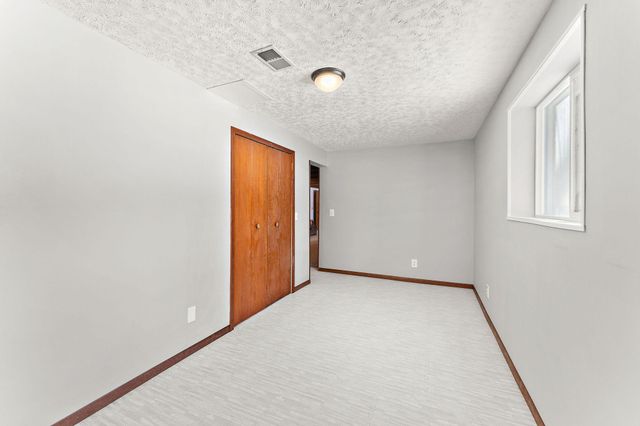 18136 Yorkshire Avenue, Prior Lake, MN 55372