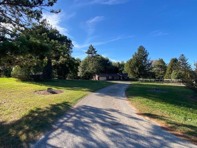 18136 Yorkshire Avenue, Prior Lake, MN 55372