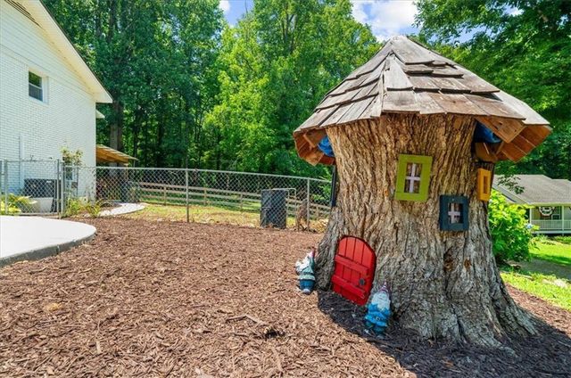 596 Cane Creek Valley Road, Dahlonega, GA 30533
