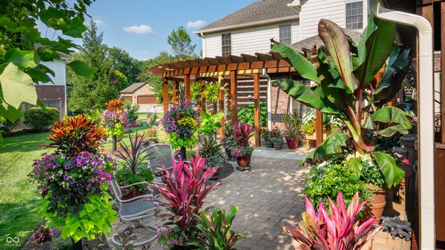 7635 Old Hickory Court, Indianapolis, IN 46259