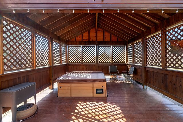 7635 Old Hickory Court, Indianapolis, IN 46259