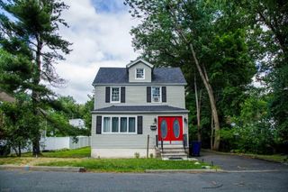 518 W Anderson St, Hackensack City, NJ 07601