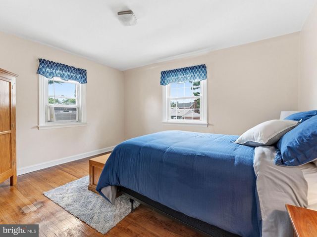 106 MERION AVE, Aldan, PA 19018
