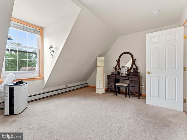 106 MERION AVE, Aldan, PA 19018