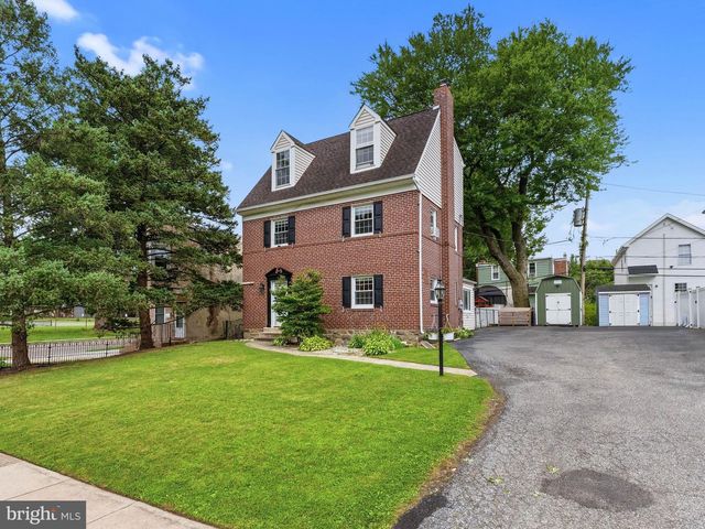 106 MERION AVE, Aldan, PA 19018