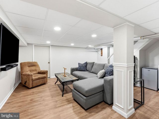 106 MERION AVE, Aldan, PA 19018
