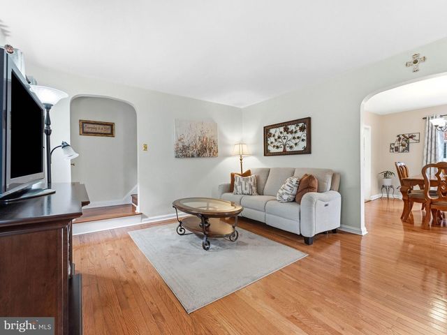 106 MERION AVE, Aldan, PA 19018