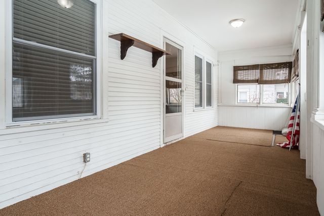 720 S 2nd Street, Dekalb, IL 60115