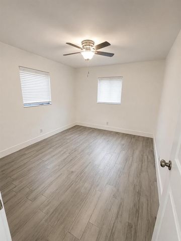 134 NW 57th Street, Oakland Park, FL 33309