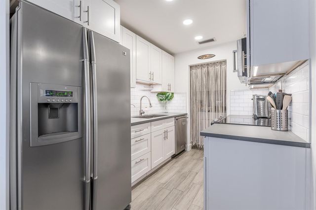 134 NW 57th Street, Oakland Park, FL 33309