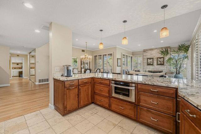 10 Whittier Court, Rancho Mirage, CA 92270