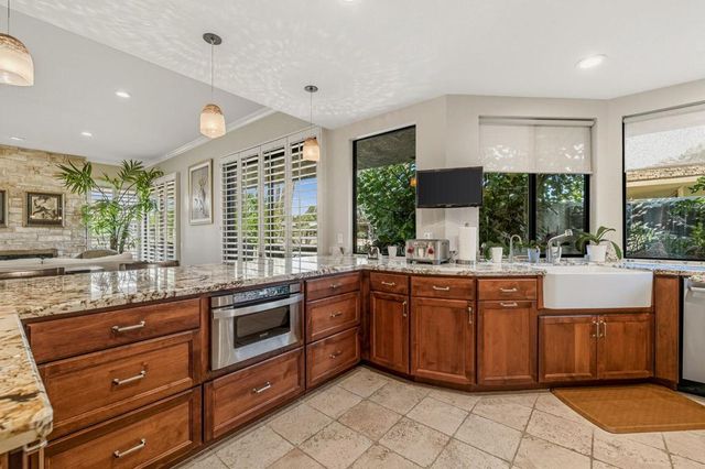 10 Whittier Court, Rancho Mirage, CA 92270