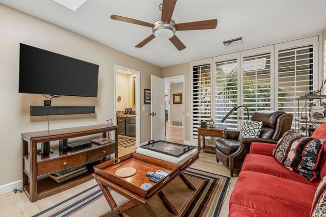10 Whittier Court, Rancho Mirage, CA 92270