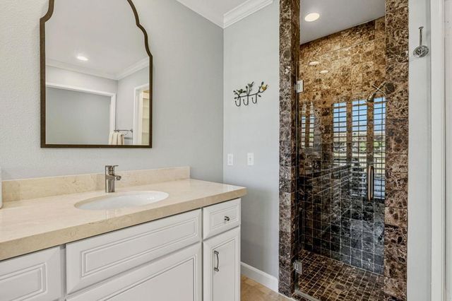 10 Whittier Court, Rancho Mirage, CA 92270