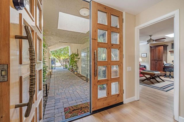 10 Whittier Court, Rancho Mirage, CA 92270