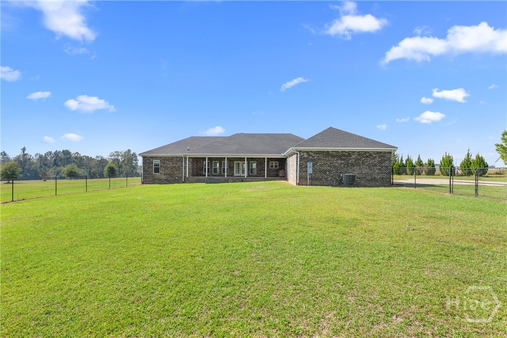 Image 23 of property listing at 1895 Williams Road, Statesboro, GA 30458