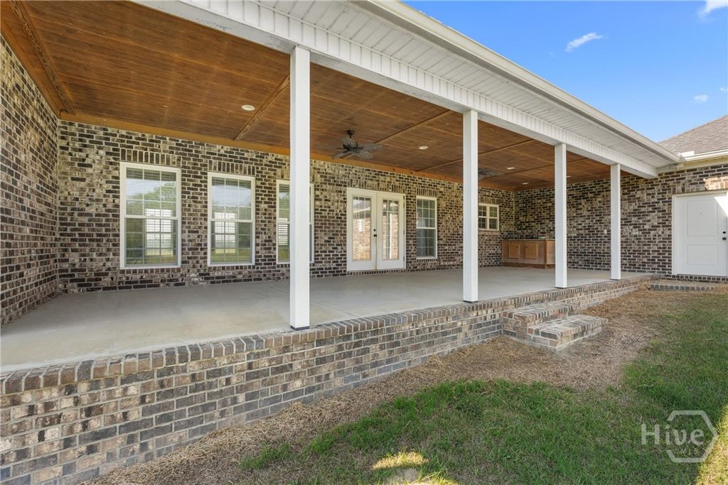 Image 25 of property listing at 1895 Williams Road, Statesboro, GA 30458