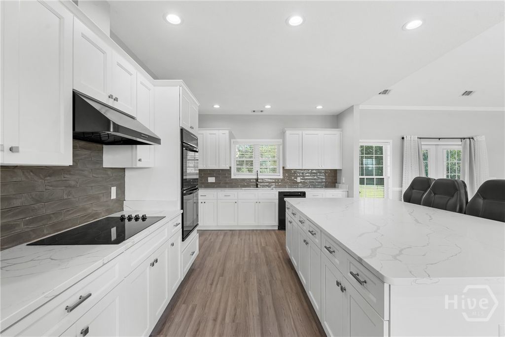 Image 9 of property listing at 1895 Williams Road, Statesboro, GA 30458