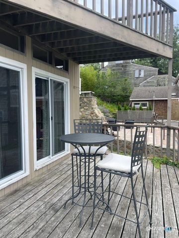 102 Riverview Avenue, Branford, CT 06405