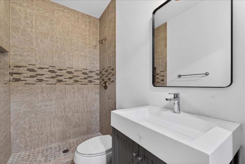 Image 37 of property listing at 66 America Street A&B, Charleston, SC 29403