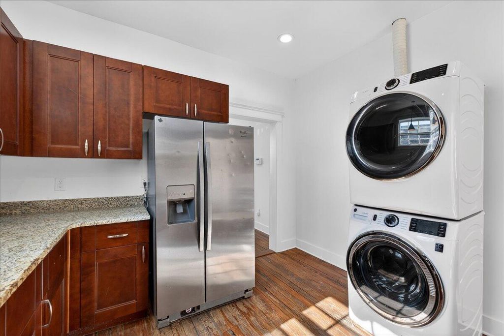 Image 6 of property listing at 66 America Street A&B, Charleston, SC 29403