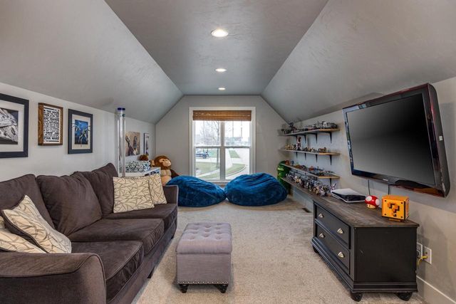 230 DEFOREST DRIVE, Kaukauna, WI 54130