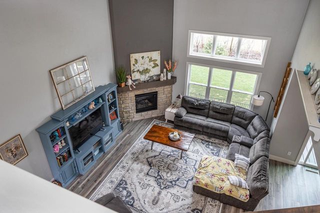 230 DEFOREST DRIVE, Kaukauna, WI 54130
