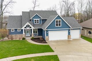 230 DEFOREST DRIVE, Kaukauna, WI 54130