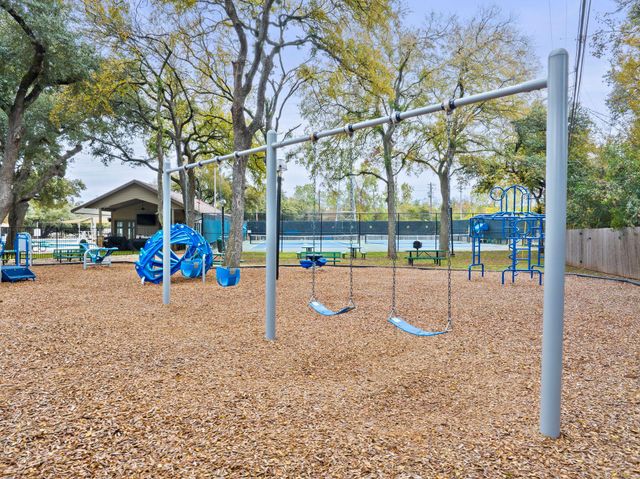 3904 Cordova DR, Austin, TX 78759