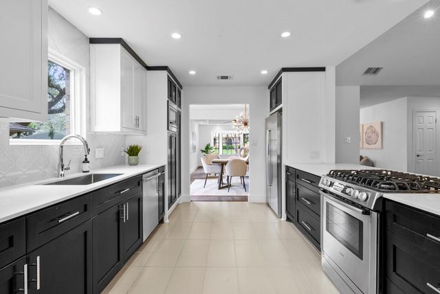 3904 Cordova DR, Austin, TX 78759