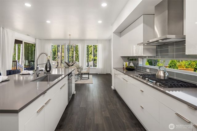 4912 Amherst Way SW, Port Orchard, WA 98367
