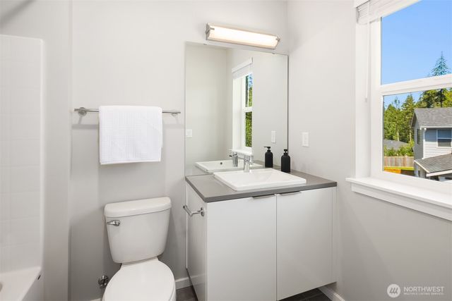 4912 Amherst Way SW, Port Orchard, WA 98367
