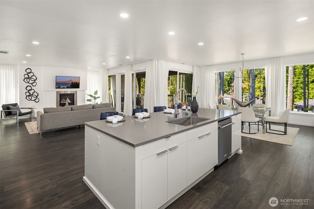 4912 Amherst Way SW, Port Orchard, WA 98367