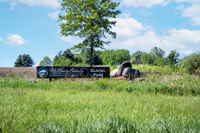 2271 Cobble Springs Drive, Wonder Lake, IL 60097