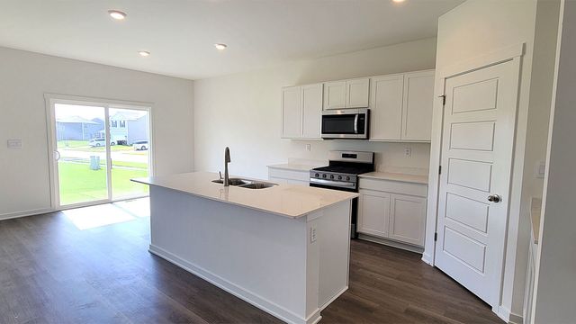 2271 Cobble Springs Drive, Wonder Lake, IL 60097