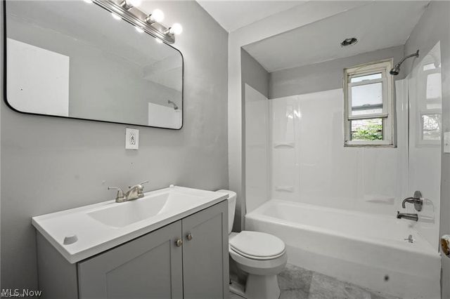 14625 Milverton Road, Cleveland, OH 44120