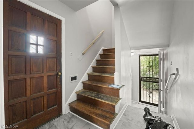 14625 Milverton Road, Cleveland, OH 44120