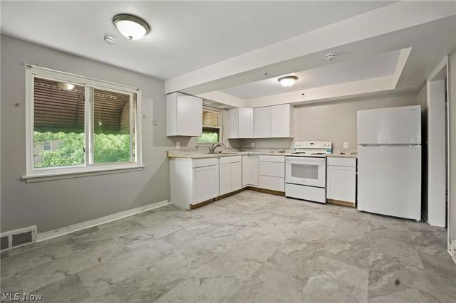 14625 Milverton Road, Cleveland, OH 44120