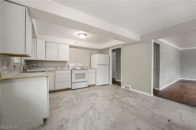 14625 Milverton Road, Cleveland, OH 44120