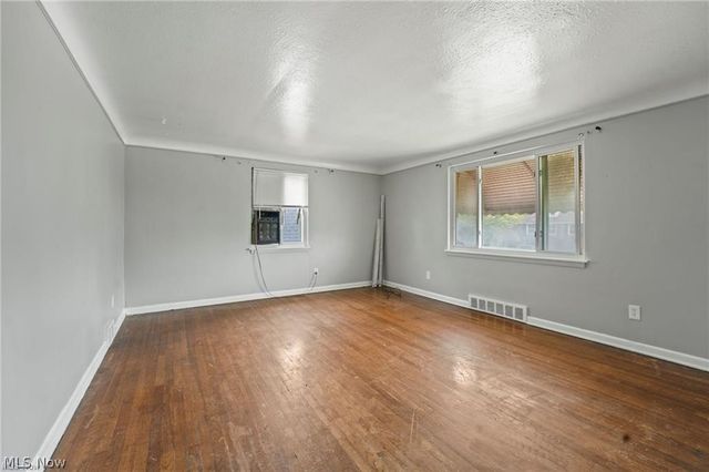 14625 Milverton Road, Cleveland, OH 44120