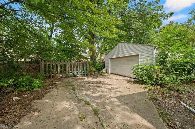 14625 Milverton Road, Cleveland, OH 44120