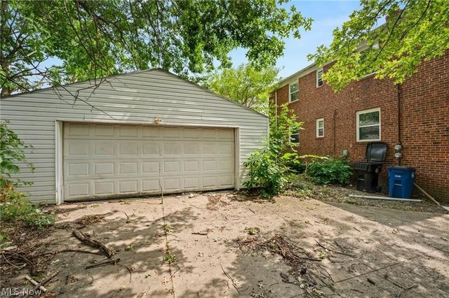 14625 Milverton Road, Cleveland, OH 44120