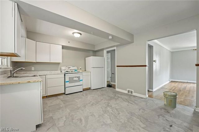 14625 Milverton Road, Cleveland, OH 44120