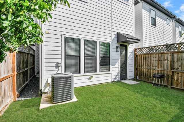 10965 Fire Creek Drive, Houston, TX 77043